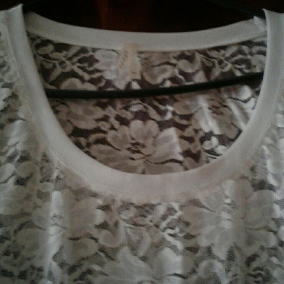 Shirt - Picture 2 of 4